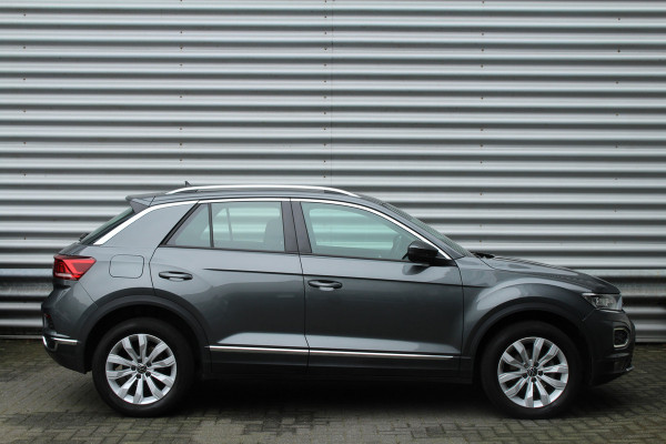 Volkswagen T-Roc 1.5 TSI 150pk Sport DSG7 NL-Auto NAP 43.290km Clima Cruise Navi Carplay Camera 17"LMV Afn. Trekhaak 1500kg