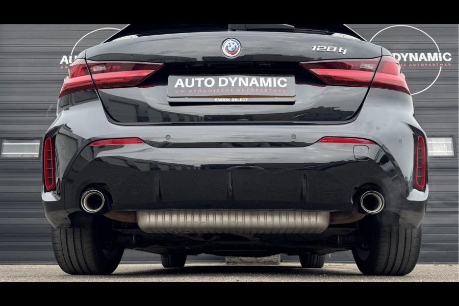 BMW 1-serie 128ti Aut | Pano | Sportuitl | Leer-Alcant nieuwstaat