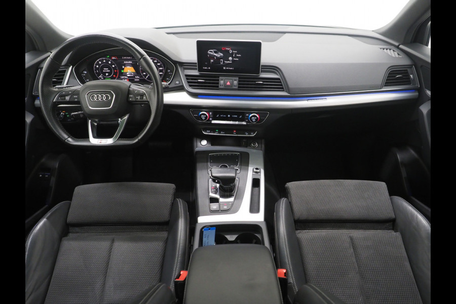 Audi Q5 55 TFSI e quattro Competition | Panoramadak | Luchtvering | Keyless | Camera | Virtual | Carplay