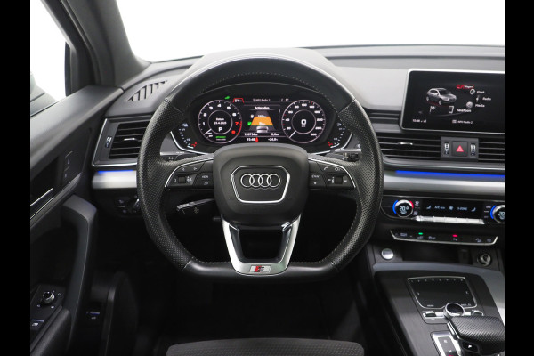 Audi Q5 55 TFSI e quattro Competition | Panoramadak | Luchtvering | Keyless | Camera | Virtual | Carplay