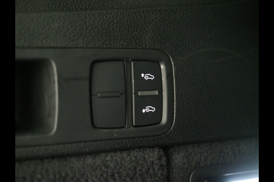 Audi Q5 55 TFSI e quattro Competition | Panoramadak | Luchtvering | Keyless | Camera | Virtual | Carplay