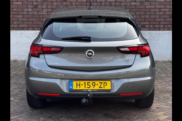 Opel Astra 1.2 Business Edition / 110 PK / Navigatie / Cruise Control / Parkeersensoren / NED-Astra