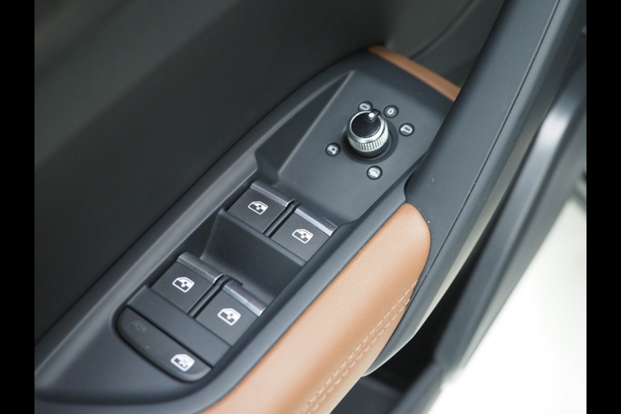 Audi Q5 Sportback 50 TFSI e Quattro | Head Up | Keyless | Camera | Virtual | Stoelverwarming | Carplay