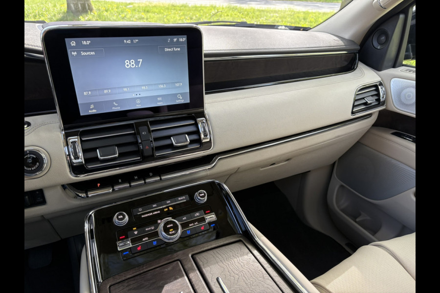 Lincoln Navigator 3.5L V6 EcoBoost AWD Reserve Lang 7-P