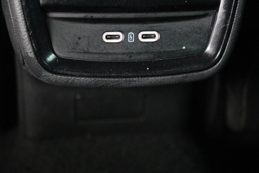 Škoda Kamiq 1.0 TSI Sport | Stoelverwarming | Virtual Cockpit | Keyless | Carplay | Climate control | Navigatie | Parkeerhulp | Full LED | DAB