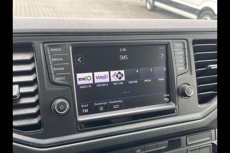 Volkswagen Crafter 35 2.0 TDI L4*BAKWAGEN*LAADKLEP*A/C*CRUISE*CARPLAY