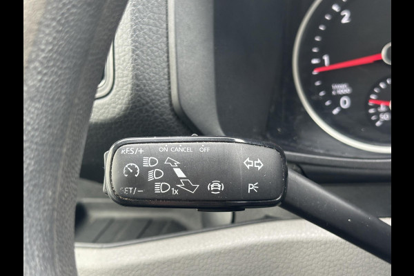 Volkswagen Crafter 35 2.0 TDI L4*BAKWAGEN*LAADKLEP*A/C*CRUISE*CARPLAY
