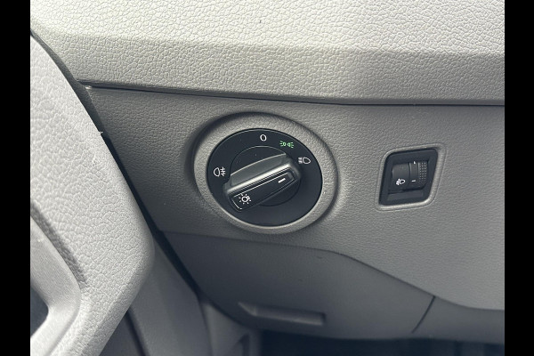 Volkswagen Crafter 35 2.0 TDI L4*BAKWAGEN*LAADKLEP*A/C*CRUISE*CARPLAY