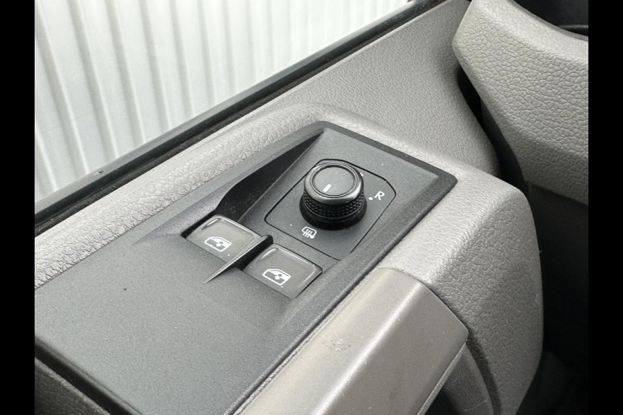 Volkswagen Crafter 35 2.0 TDI L4*BAKWAGEN*LAADKLEP*A/C*CRUISE*CARPLAY