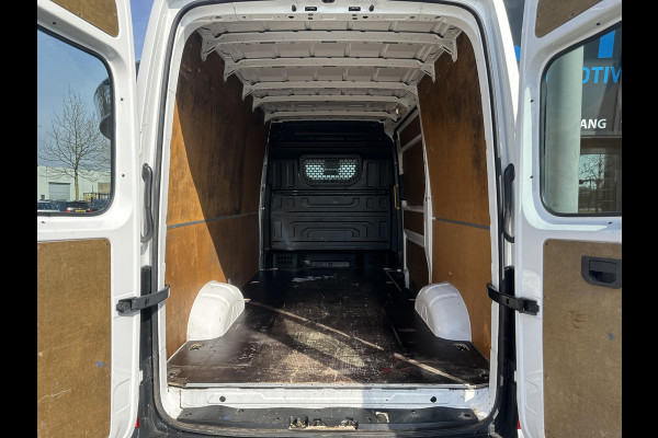 Volkswagen Crafter 2.0 TDI L3H3*CARPLAY*A/C*NAVI*CRUISE*3000KG TRGW*