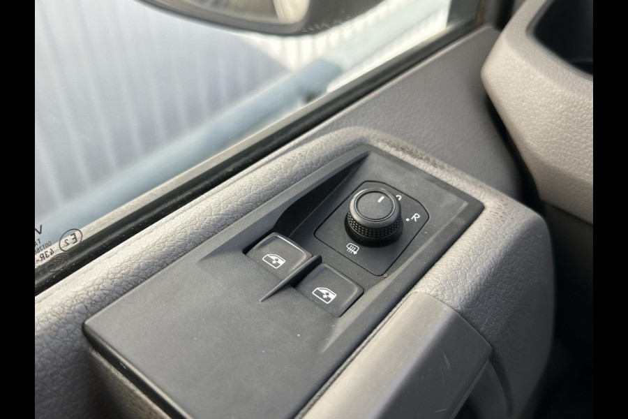 Volkswagen Crafter 2.0 TDI L3H3*CARPLAY*A/C*NAVI*CRUISE*3000KG TRGW*