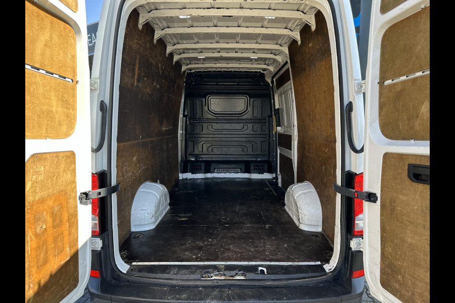 Volkswagen Crafter 35 2.0 TDI L3H3 Comfortline*A/C*CRUISE*HAAK*3-PERS