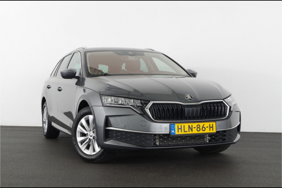 Škoda Octavia Combi 1.5 TSI MHEV Business Edition > Adapt. cruise/Winter-pakket/sfeerverlichting/Graphite Grey...