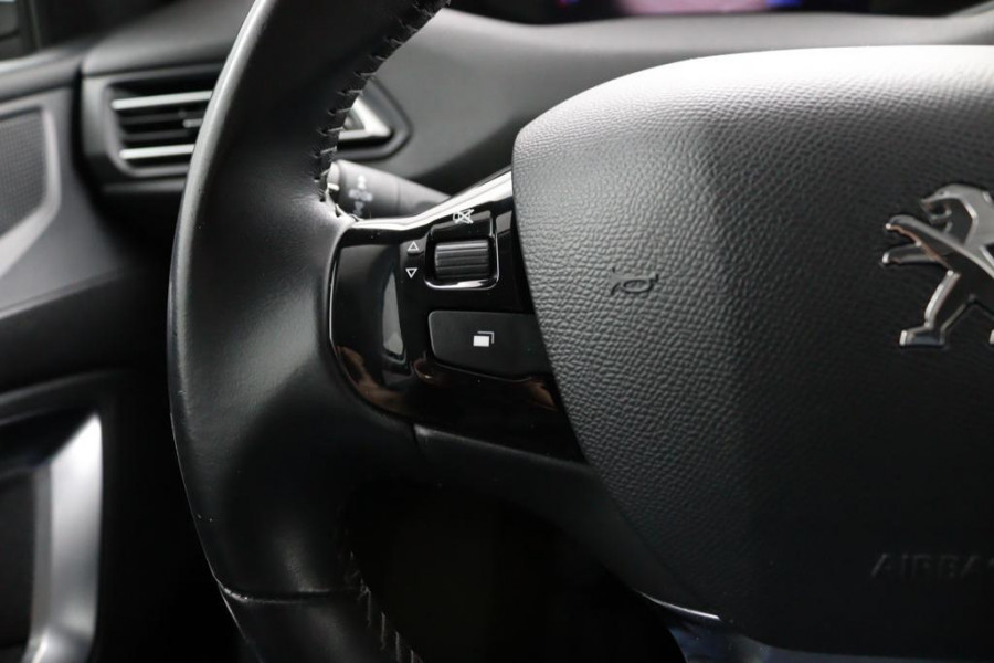 Peugeot 308 SW 1.2 Allure Pack*ACC*ECC*NAVI*CARPLAY*CAMERA*KEYLES