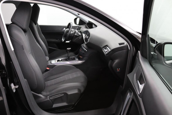 Peugeot 308 SW 1.2 Allure Pack*ACC*ECC*NAVI*CARPLAY*CAMERA*KEYLES