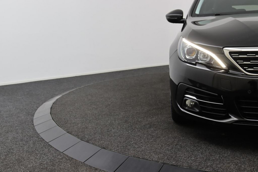 Peugeot 308 SW 1.2 Allure Pack*ACC*ECC*NAVI*CARPLAY*CAMERA*KEYLES