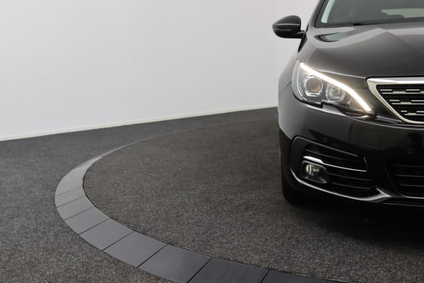 Peugeot 308 SW 1.2 Allure Pack*ACC*ECC*NAVI*CARPLAY*CAMERA*KEYLES