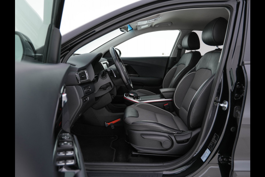 Kia e-Niro DynamicLine 64 kWh (INCL-BTW) Aut. *LEATHER-MICROFIBRE | NAVI-FULLMAP | DAB | ADAPTIVE-CRUISE | CAMERA | COMFORT-SEATS | KEYLESS | DIGI-COCKPIT | SHIFT-PADDLES | HEATED-SEATS | CARPLAY | LANE-ASSIST | 17"ALU*