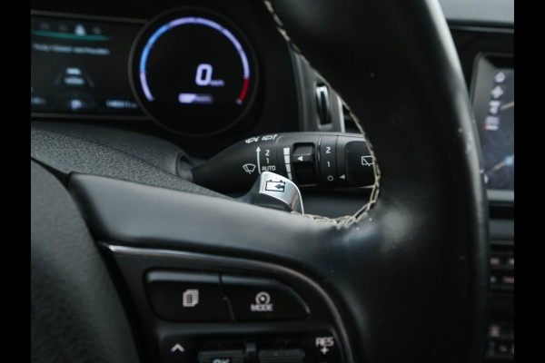 Kia e-Niro DynamicLine 64 kWh (INCL-BTW) Aut. *LEATHER-MICROFIBRE | NAVI-FULLMAP | DAB | ADAPTIVE-CRUISE | CAMERA | COMFORT-SEATS | KEYLESS | DIGI-COCKPIT | SHIFT-PADDLES | HEATED-SEATS | CARPLAY | LANE-ASSIST | 17"ALU*