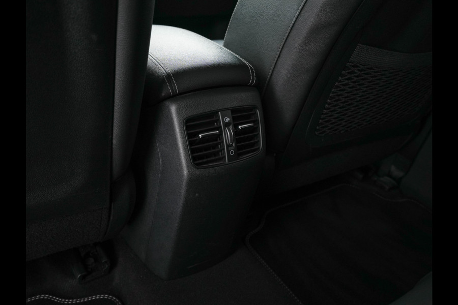 Kia e-Niro DynamicLine 64 kWh (INCL-BTW) Aut. *LEATHER-MICROFIBRE | NAVI-FULLMAP | DAB | ADAPTIVE-CRUISE | CAMERA | COMFORT-SEATS | KEYLESS | DIGI-COCKPIT | SHIFT-PADDLES | HEATED-SEATS | CARPLAY | LANE-ASSIST | 17"ALU*