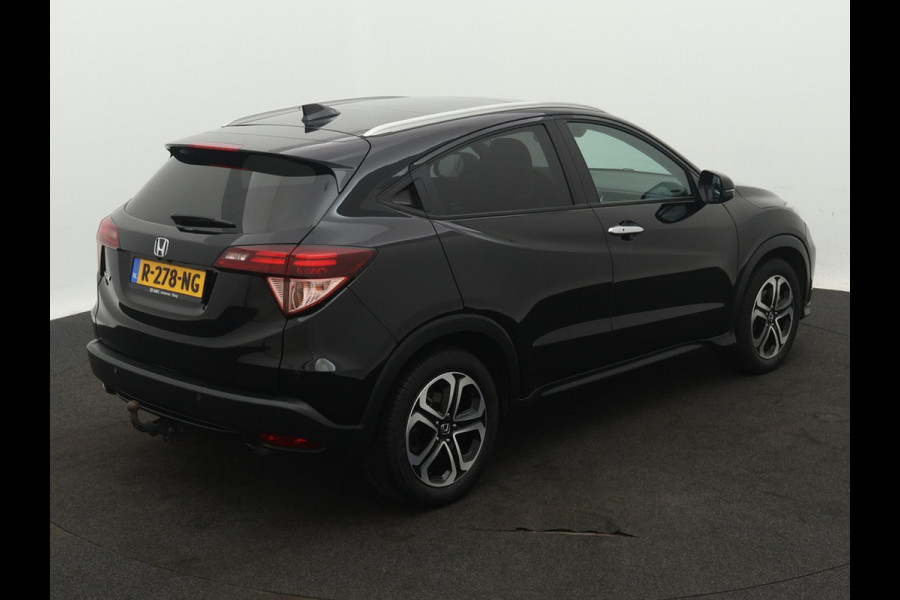 Honda HR-V 1.5 i-VTEC Executive PANO CAMERA NAVI TREKHAAK