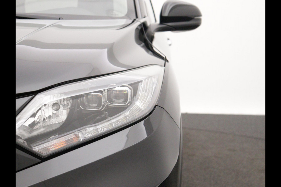 Honda HR-V 1.5 i-VTEC Executive PANO CAMERA NAVI TREKHAAK