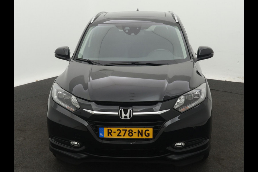 Honda HR-V 1.5 i-VTEC Executive PANO CAMERA NAVI TREKHAAK