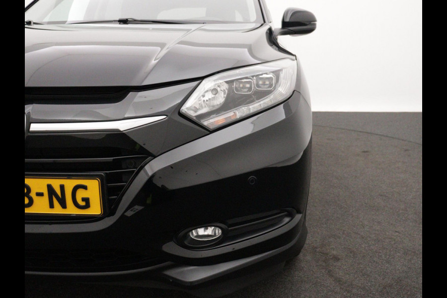 Honda HR-V 1.5 i-VTEC Executive PANO CAMERA NAVI TREKHAAK