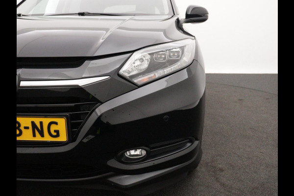 Honda HR-V 1.5 i-VTEC Executive PANO CAMERA NAVI TREKHAAK