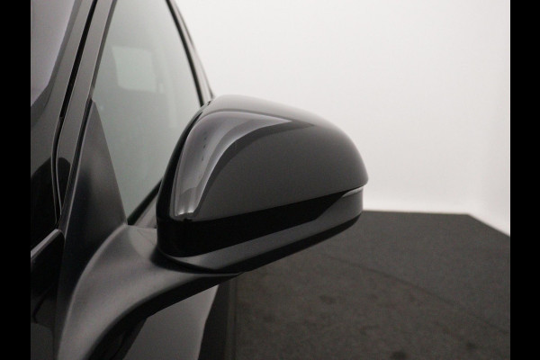 Honda HR-V 1.5 i-VTEC Executive PANO CAMERA NAVI TREKHAAK