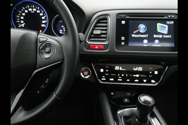 Honda HR-V 1.5 i-VTEC Executive PANO CAMERA NAVI TREKHAAK