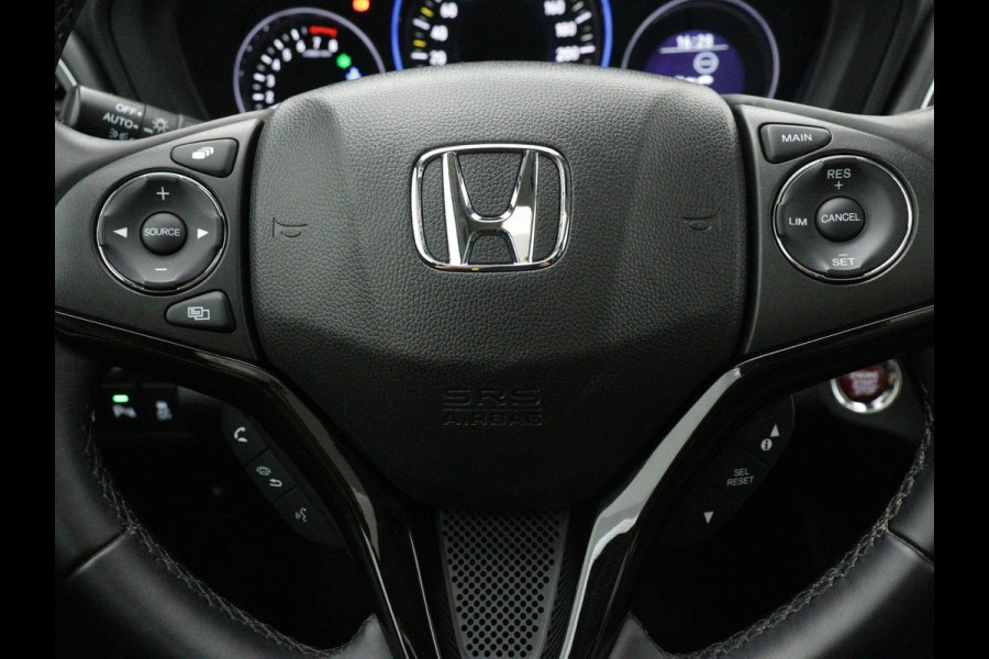 Honda HR-V 1.5 i-VTEC Executive PANO CAMERA NAVI TREKHAAK