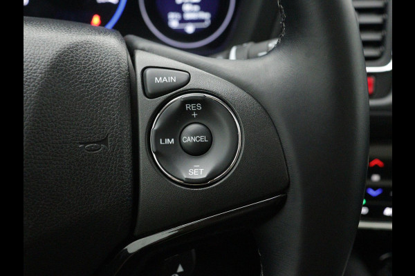 Honda HR-V 1.5 i-VTEC Executive PANO CAMERA NAVI TREKHAAK