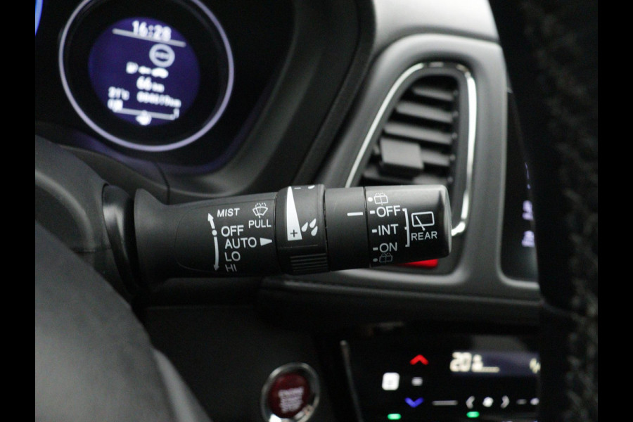Honda HR-V 1.5 i-VTEC Executive PANO CAMERA NAVI TREKHAAK