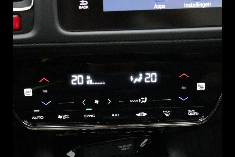 Honda HR-V 1.5 i-VTEC Executive PANO CAMERA NAVI TREKHAAK