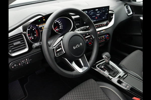 Kia Xceed 1.5 T-GDi Dynamic-line CAMERA LED CARPLAY