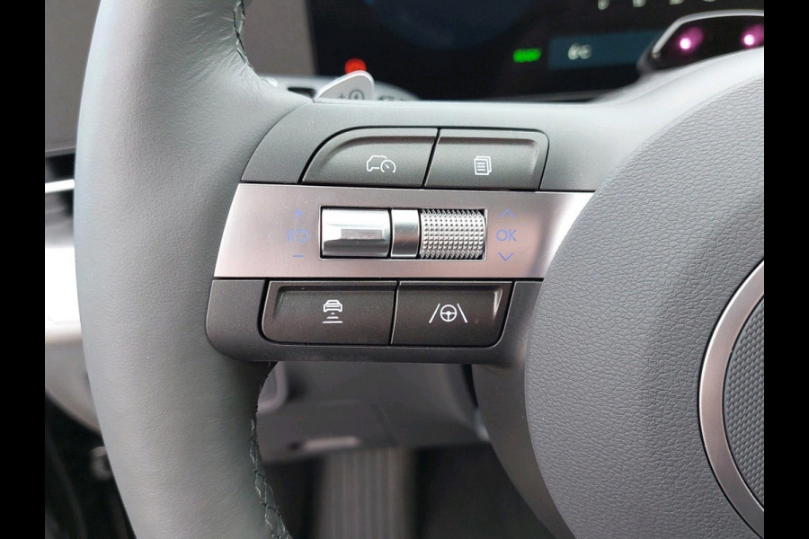 Hyundai KONA ELECTRIC Premium 65.4 kWh VAN: €47.285 VOOR: €41230