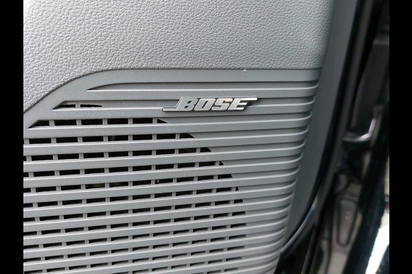Hyundai KONA ELECTRIC Premium 65.4 kWh VAN: €47.285 VOOR: €41230