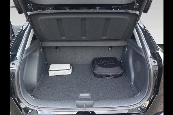 Hyundai KONA ELECTRIC Premium 65.4 kWh VAN: €47.285 VOOR: €41230