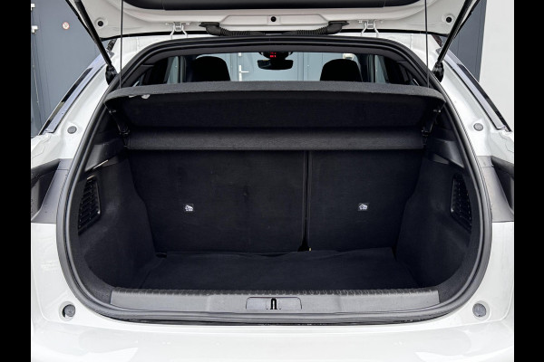 DS DS 3 Crossback E-Tense Rivoli 50 kWh | Zeer compleet! | Rijklaar geleverd incl 12 maanden BOVAG garantie! | 3-fase! |