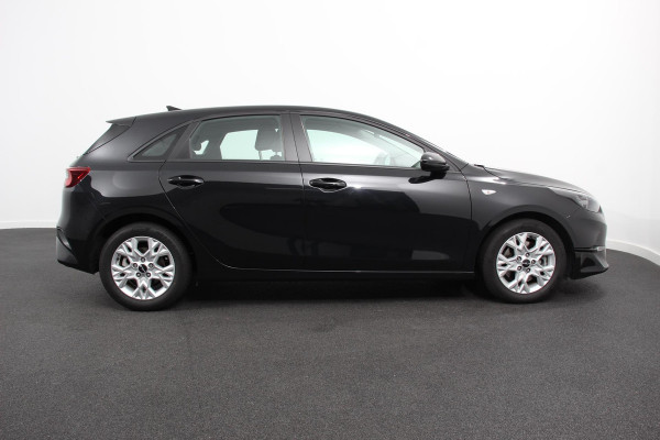 Kia Ceed 1.0 T-GDi Comfort | Navigatie | Apple Carplay/ Android Auto | Airco | Dab | Camera | Stoelverwarming | Lichtmetalen Velgen