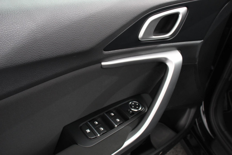 Kia Ceed 1.0 T-GDi Comfort | Navigatie | Apple Carplay/ Android Auto | Airco | Dab | Camera | Stoelverwarming | Lichtmetalen Velgen