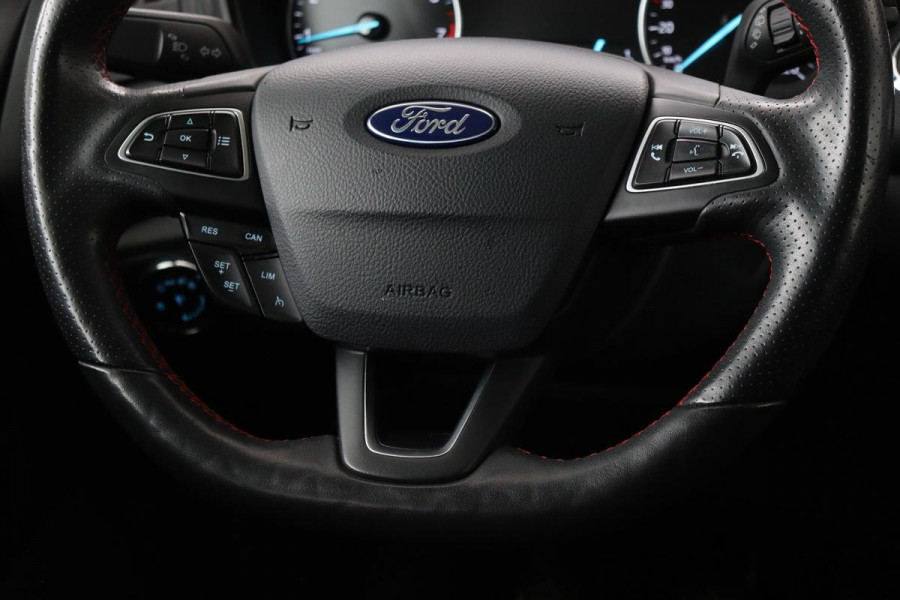 Ford EcoSport 1.0 EcoBoost ST-Line Black | Stoel & stuurverwarming | Camera | Carplay | Half leder | Climate control | Cruise control