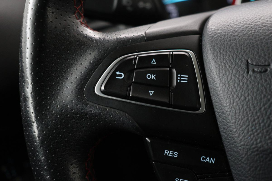 Ford EcoSport 1.0 EcoBoost ST-Line Black | Stoel & stuurverwarming | Camera | Carplay | Half leder | Climate control | Cruise control