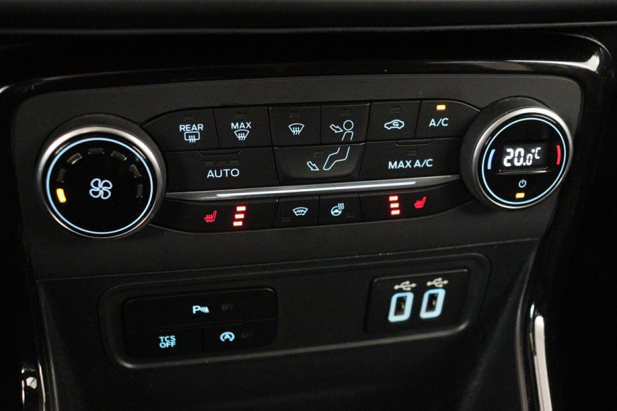 Ford EcoSport 1.0 EcoBoost ST-Line Black | Stoel & stuurverwarming | Camera | Carplay | Half leder | Climate control | Cruise control