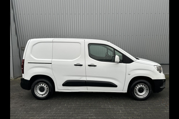 Opel Combo 1.5D L1H1*CARPLAY*NAVI*CRUISE*A/C*SHUIFDEUR*
