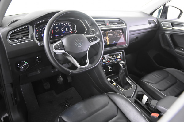 Volkswagen Tiguan 1.5 TSI Life *1ste Eigenaar*Leer*Panoramadak*Memory*