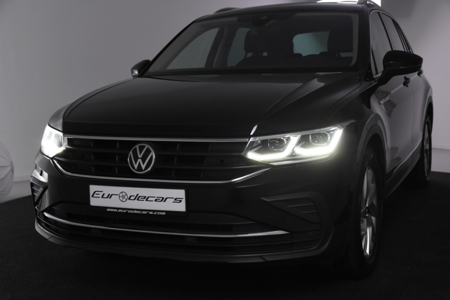Volkswagen Tiguan 1.5 TSI Life *1ste Eigenaar*Leer*Panoramadak*Memory*