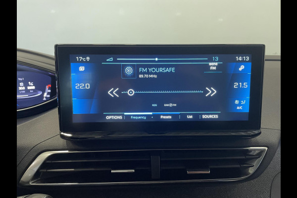 Peugeot 3008 1.2 130pk Automaat Allure Pack Business Navigatie Camera Parkeersensoren Cruise Control Virtual Cockpit Climate Control Trekhaak Led