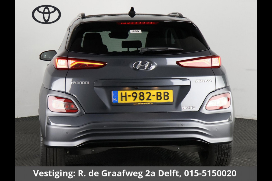 Hyundai Kona EV Premium Two-Tone 64 kWh | Accuconditie: 92% | Navigatie | Leder |
